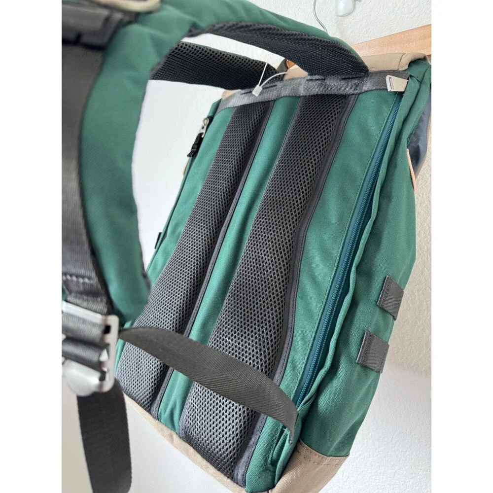 Doughnut Outdoor Adventure Green Tan Backpack Hiking Travel‎ Laptop Bag